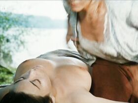 Паула Притчетт голая – Потерянные (1971) #7