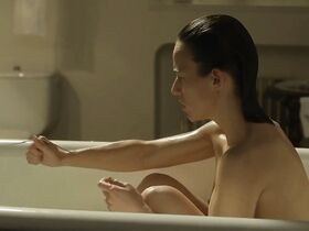 Марта Этура голая, Валерия Салседо голая – Невидимый страж (2017) #12