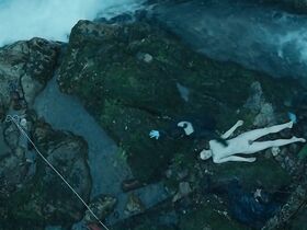 Марта Этура голая, Валерия Салседо голая – Невидимый страж (2017) #6