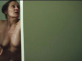 Элизабет Нидерер голая – Parents (2019)