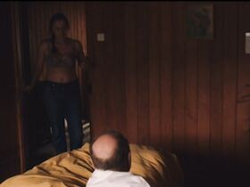 Элизабет Нидерер голая – Parents (2019) #6