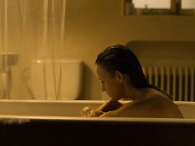 Марта Этура голая – Подношение буре (2020) #2