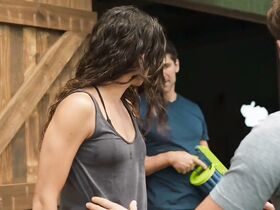 Таня Рэймонд секси – Глубокое синее море 3 (2020) #21