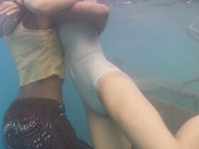 Таня Рэймонд секси – Глубокое синее море 3 (2020) #39