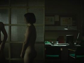 Ноэми Мерлан голая, Эмманюэль Берко секси – Джамбо (2020) #30