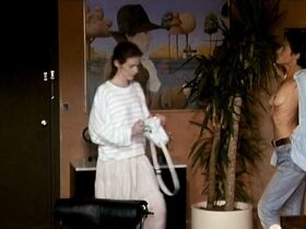 Сандрин Дюма голая, Лор Киллинг голая – Это – судьба! (1987) #3