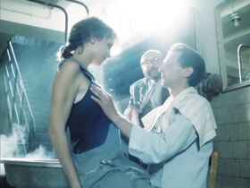 Ивана Хилкова голая – Нежный варвар (1990) #2