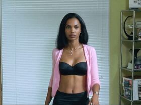 Ким Портер секси, Гэбриэл Юнион секси, Сьюзэн Дэлиан секси, Тамала Джонс секси, Джули Бенц секси – Братья (2001) #2