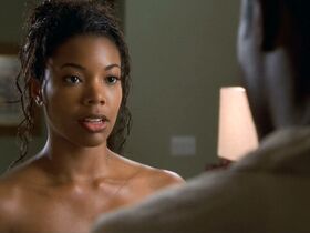 Ким Портер секси, Гэбриэл Юнион секси, Сьюзэн Дэлиан секси, Тамала Джонс секси, Джули Бенц секси – Братья (2001) #30