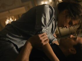 Алисия Викандер секси – Агенты А.Н.К.Л. (2015) #2