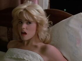 Пегги Трентини голая, Дженнифер Раньон секси, Лори Саттон голая – Вверх по течению (1984) #7