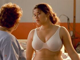 Америка Феррера секси – Настоящие женщины всегда в теле (2002)