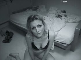 Анета Петровска голая – Моя подруга из Польши (2018) #9