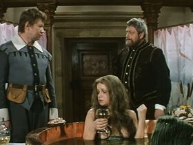 Элен Рыхтмокова голая, Моника Халова голая – Пан Вок уходит (1979) #5