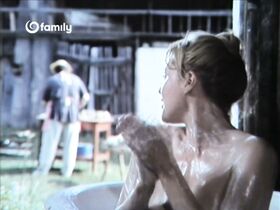 Магда Вашариова голая – Игра по правилам (1986) #6