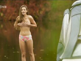 Вероника Мацкова голая – Na vodě s01e06 (2016)