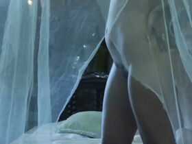 Джоана Гатис голая, Таисса Кавалканти голая – Soledad (2015) #8