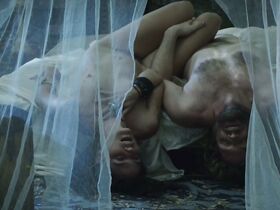 Джоана Гатис голая, Таисса Кавалканти голая – Soledad (2015) #9