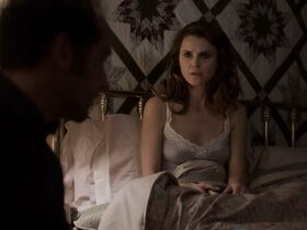 Кери Рассел секси – Американцы (2016)