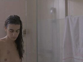 Клара Галло голая – Ainda Não Acabámos: Como Se Fosse Uma Carta (2017)