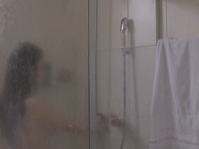 Клара Галло голая – Ainda Não Acabámos: Como Se Fosse Uma Carta (2017) #3