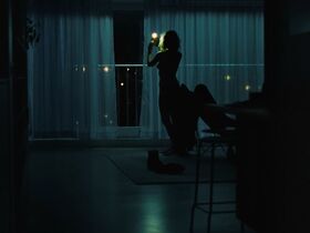 Альба Рорвахер голая – Адская дыра (2019)