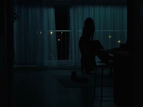 Альба Рорвахер голая – Адская дыра (2019) #2