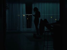 Альба Рорвахер голая – Адская дыра (2019) #4