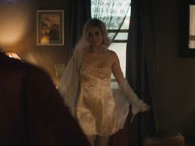 Лара Пик голая, Деми Мур секси, Нина Сосанья секси – Дивный новый мир s01e01-05 (2020) #11