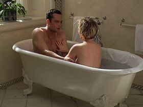 Энн Хеч голая – Форс-мажор (1998) #11