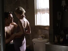 Энн Хеч голая – Форс-мажор (1998) #8