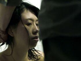 Тиа Танака голая, Сатоми Хирагури голая, Саса Ханда секси – Колония (2016) #26