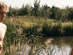 Анна Фетусси голая – Пловец (2019) #6