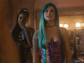 Брэнди Эванс секси, Эларика Джонсон секси, Шеннон Торнтон секси – Долина соблазна s01e04 (2020) #11