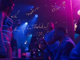 Брэнди Эванс секси, Эларика Джонсон секси, Шеннон Торнтон секси – Долина соблазна s01e04 (2020) #22