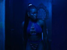 Брэнди Эванс секси, Эларика Джонсон секси, Шеннон Торнтон секси – Долина соблазна s01e04 (2020) #27