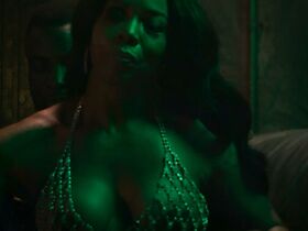 Брэнди Эванс секси, Эларика Джонсон секси, Шеннон Торнтон секси – Долина соблазна s01e04 (2020) #7