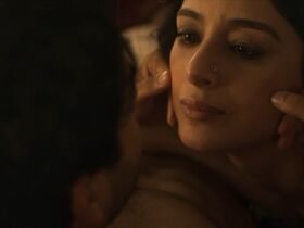 Шахана Госвами голая – Подходящий жених s01e02 (2020) #2