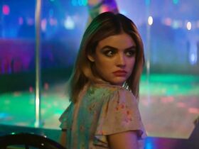 Люси Хейл секси – Порнолоджи, или Милашка как ты (2020) #16