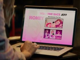 Люси Хейл секси – Порнолоджи, или Милашка как ты (2020) #5