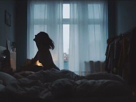 Даша Некрасова голая – Мягкость тел (2018) #6