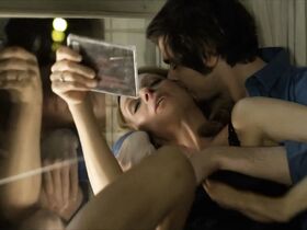 Ивана Хилкова секси – И у женщин есть свои дни (2011) #14