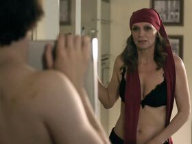 Ивана Хилкова секси – И у женщин есть свои дни (2011) #18