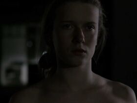 Розалина Кройер голая – Wayward (2014) #3