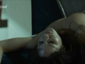 Михела Травничкова голая – Atentát s01e05 (2015) #2