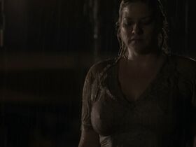 Элиза Прайор Нэйджел голая, Синтия Эттинджер голая, Саэми Накамура голая – Карнавал s02e01-10 (2005) #21