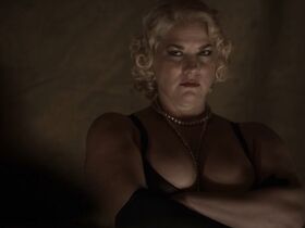 Элиза Прайор Нэйджел голая, Синтия Эттинджер голая, Саэми Накамура голая – Карнавал s02e01-10 (2005) #27