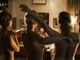 Вилма Цибулкова секси, Дана Маркова секси, Тереза Рамба секси – Как Рай земной (2009)