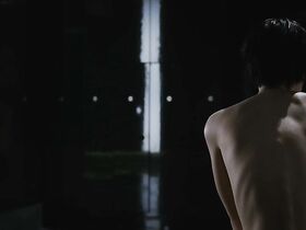 Сэмми Бунстра голая, Имаан Хаммам голая – Область наготы (2014) #7
