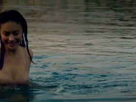 Ольга Куриленко секси – Залив тишины (2020) #6